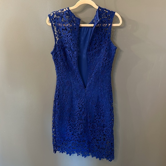 Dress size 8 - Picture 3 of 4